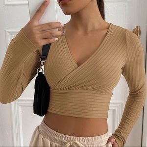 long sleeve crop top